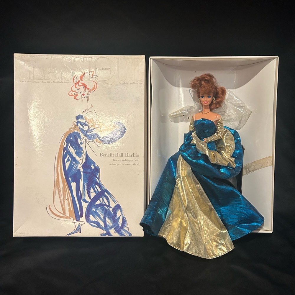 Barbie Benefit Ball Doll - Blue and Gold
